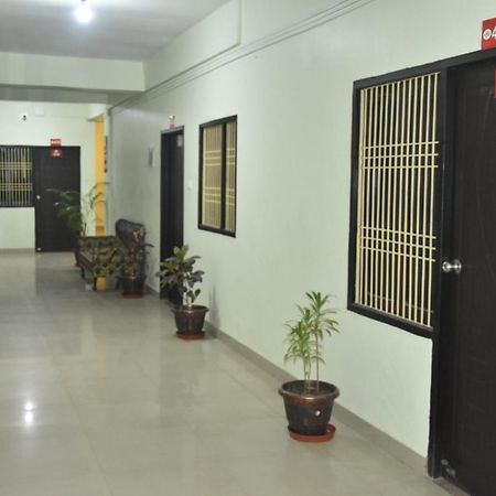 Hotel Yug Residency Varanasi Exterior foto