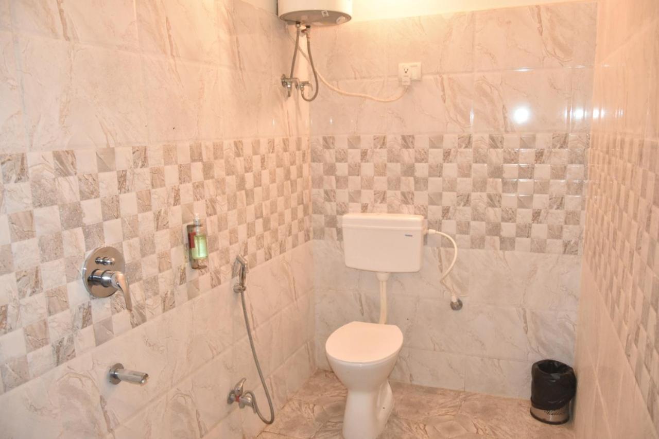 Hotel Yug Residency Varanasi Exterior foto